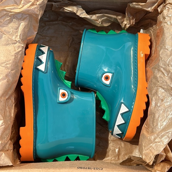 Mini Melissa Toddler Dragon Rain Boots - Picture 8 of 10